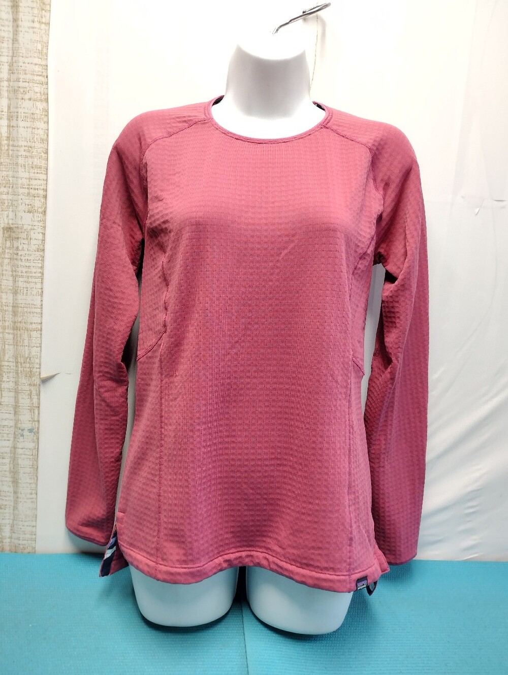 Patagonia Rose Pink Crew Neck Pullover Long Sleeve Top Size M